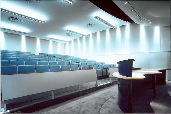 South Kent College - Lecture Theatre